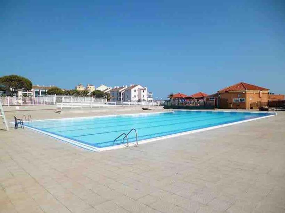 T2 Dans Jolie Avec Piscine Appartement *
