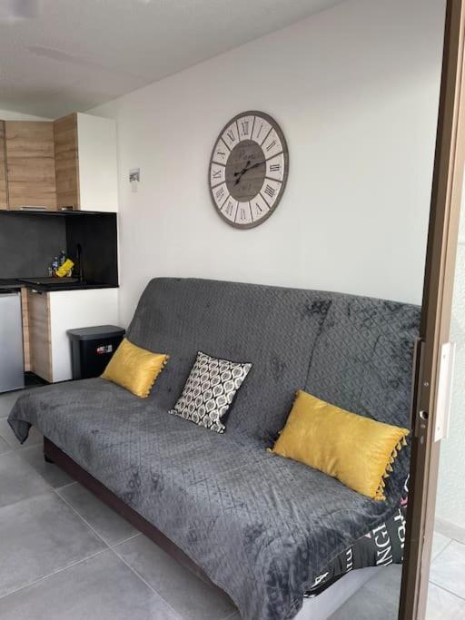 T2 Dans Jolie Avec Piscine Appartement
